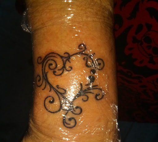 Tattoo Shop «Super Genius Tattoo», reviews and photos, 1419 10th Ave, Seattle, WA 98122, USA