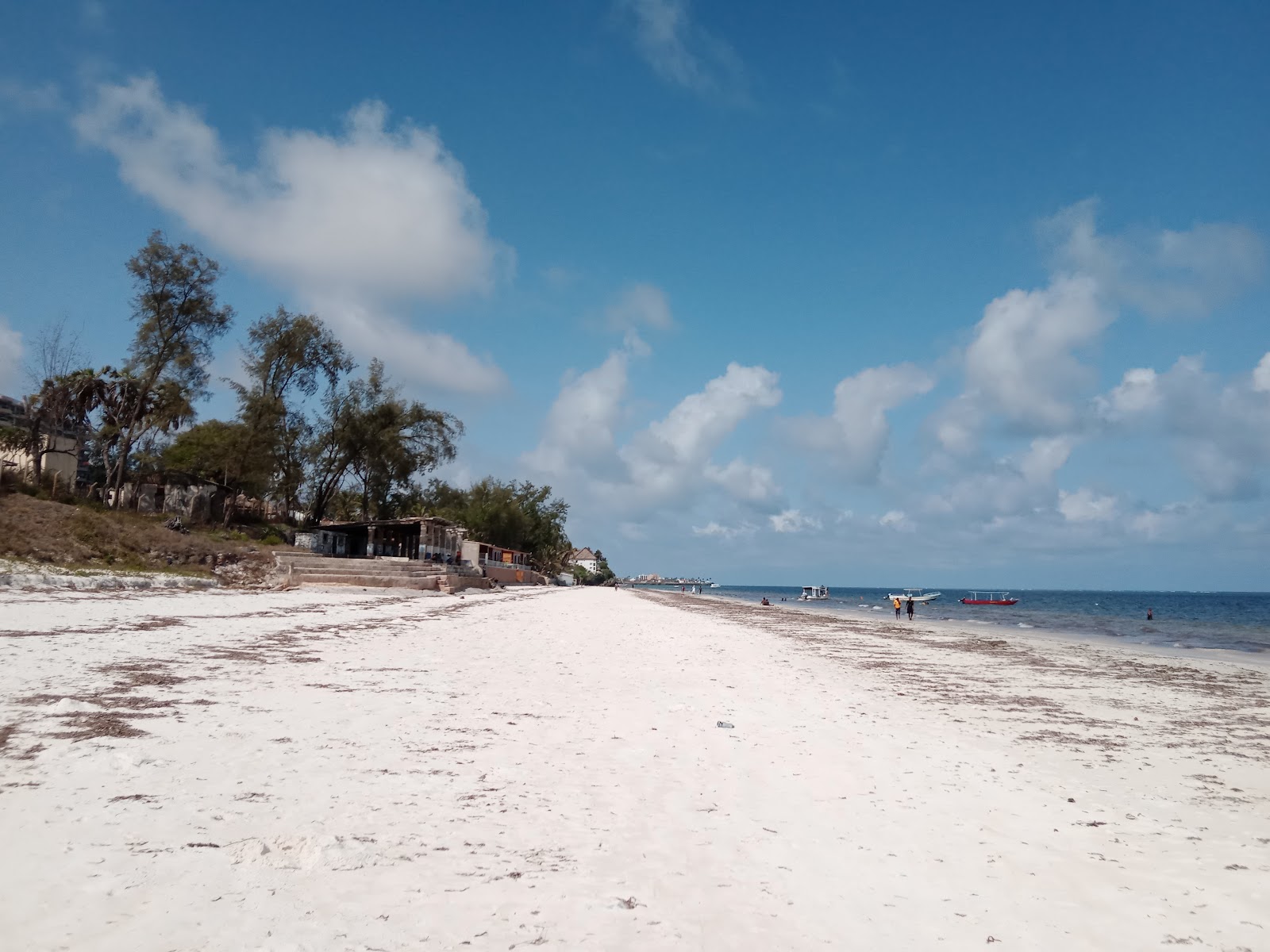 Nyali Beach'in fotoğrafı düz ve uzun ile birlikte