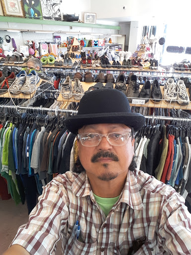 Thrift Store «L.A. Road Thrift Store», reviews and photos, 3516 N Eagle Rock Blvd, Los Angeles, CA 90065, USA