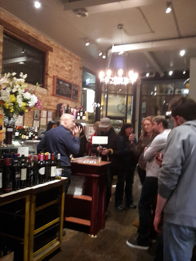 Wine Store «Stellar Wine Company», reviews and photos, 820 W Belmont Ave, Chicago, IL 60657, USA