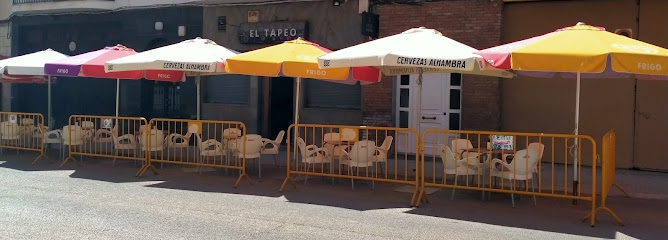Bar Antoñillo - C. Primero de Mayo, 44, 46, 23560 Huelma, Jaén, Spain