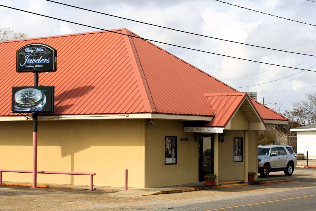 Betty White Jewelers