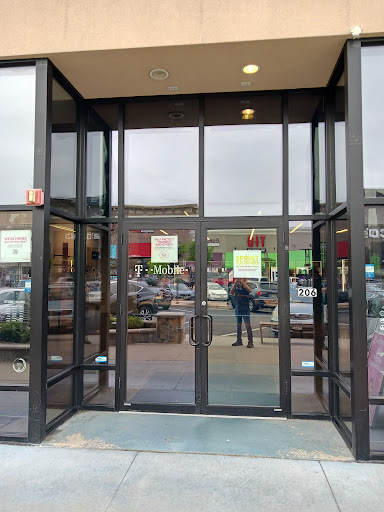 Shopping Mall «The Promenade Shops At Clifton», reviews and photos, 852 NJ-3, Clifton, NJ 07012, USA