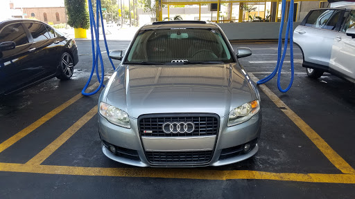 Car Wash «Walnut-Hill Hand Car Wash», reviews and photos, 1465 E Walnut St, Pasadena, CA 91106, USA