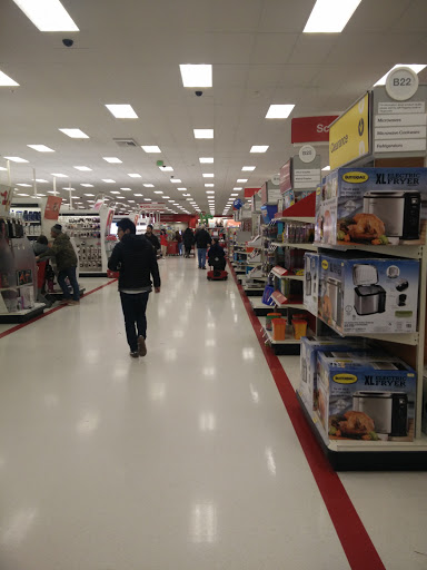 Department Store «Target», reviews and photos, 1555 N Tomahawk Island Dr, Portland, OR 97217, USA