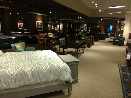 Furniture Store «Becker Furniture World - Northtown», reviews and photos, 304 Northtown Dr NE, Blaine, MN 55434, USA