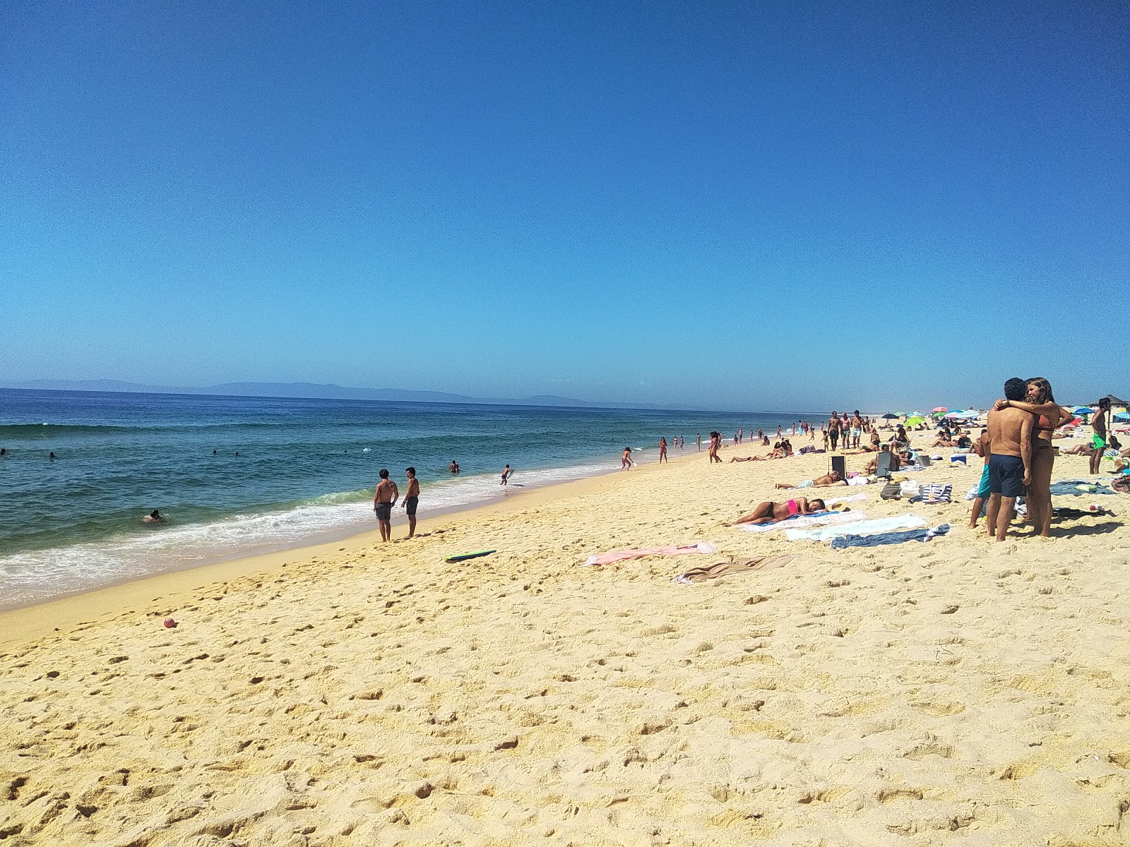 Φωτογραφία του Praia do Pego με επίπεδο καθαριότητας πολύ καθαρό