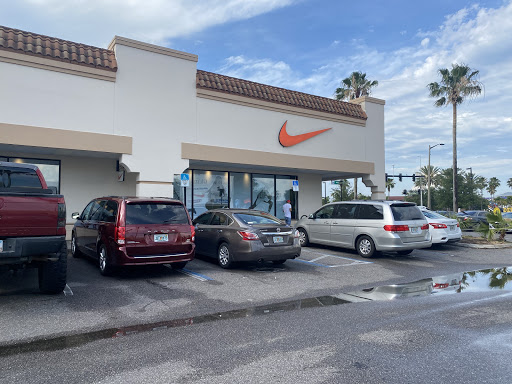 Clothing Store «Nike Clearance Store», reviews and photos, 5209 International Dr, Orlando, FL 32819, USA