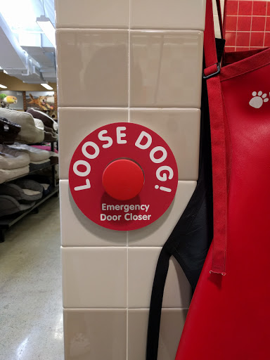 Pet Supply Store «Pet Food Express», reviews and photos, 1315 Linda Mar Shopping Center, Pacifica, CA 94044, USA