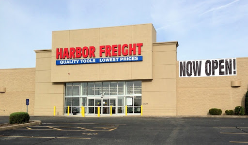 Harbor Freight Tools, 395 Westgate Dr, Brockton, MA 02301, USA, 