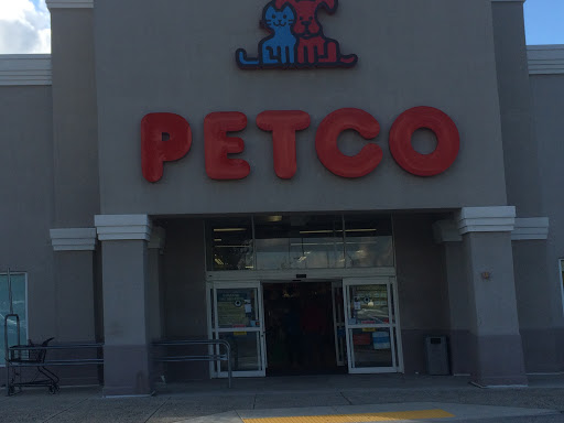 Pet Supply Store «Petco Animal Supplies», reviews and photos, 2522 W Moreland Rd, Willow Grove, PA 19090, USA