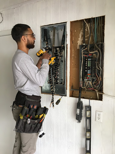 Electrician «Bowman Electrical Services», reviews and photos, 14750 La Vernia Rd, St Hedwig, TX 78152, USA