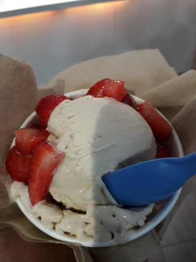 Ice Cream Shop «Creamistry Scottsdale Waterfront», reviews and photos, 7135 E Camelback Rd #151, Scottsdale, AZ 85251, USA