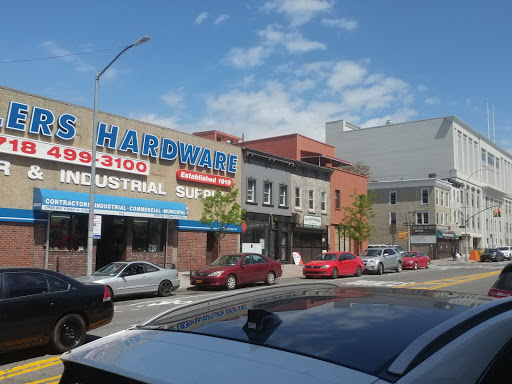 Greschlers Hardware, 660 5th Ave, Brooklyn, NY 11215, USA, 
