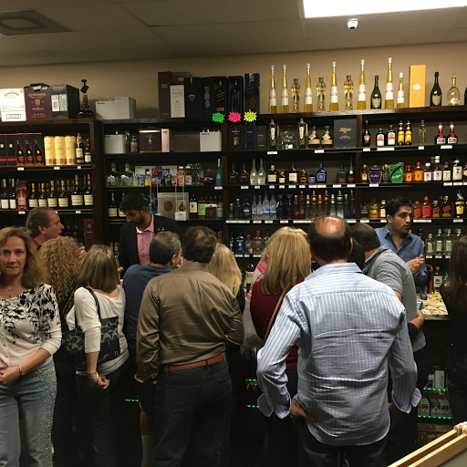Liquor Store «Primo Liquors Weston», reviews and photos, 2390 Weston Rd, Weston, FL 33326, USA