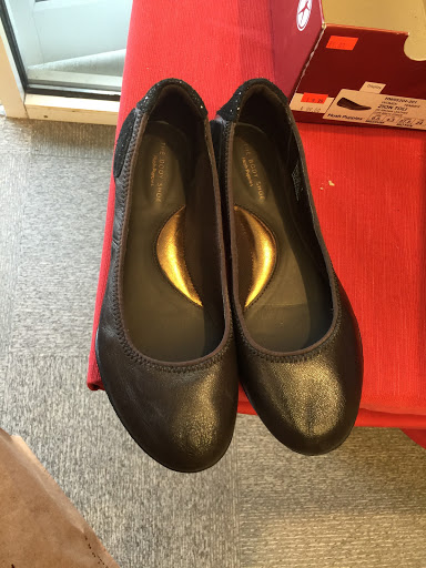 Outlet Mall «Tanger Outlet Westbrook», reviews and photos, 314 Flat Rock Pl, Westbrook, CT 06498, USA