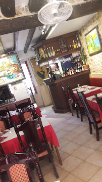 Atmosphère du Restaurant indien Vishnu Bhavan à Marly-le-Roi - n°4