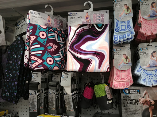 Variety Store «Five Below», reviews and photos, 1529 Chestnut St, Philadelphia, PA 19102, USA