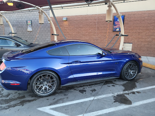Fast & Friendly Express Car Wash en Maricopa
