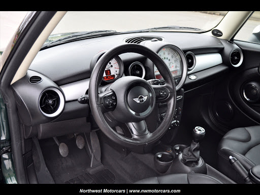 Used Car Dealer «Northwest Motorcars», reviews and photos, 21375 NW Cherry Ln, Hillsboro, OR 97124, USA