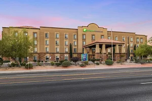 Holiday Inn Express & Suites Twentynine Palms- Joshua Tree, an IHG Hotel image