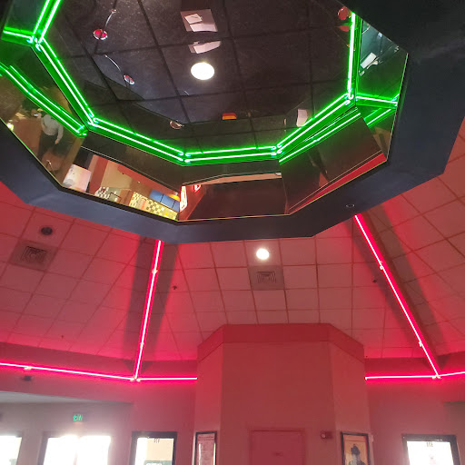 Movie Theater «Cobb Grand 10 Cinemas», reviews and photos, 920 Spring Lake Ct NW, Winter Haven