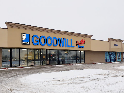 Goodwill outlet, 6345 SE 14th St, Des Moines, IA 50320, USA, 