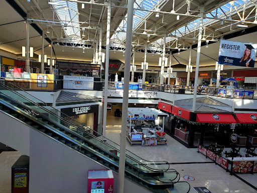 Hair Salon «Visible Changes (inside Deerbrook Mall)», reviews and photos, 20131 US-59, Humble, TX 77338, USA