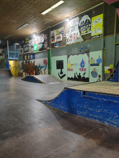 Bicycle Store «C T Bike», reviews and photos, 80 South St, Bristol, CT 06010, USA