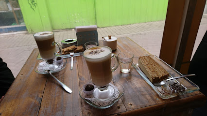 Bom Café Cafetería & Gelatería
