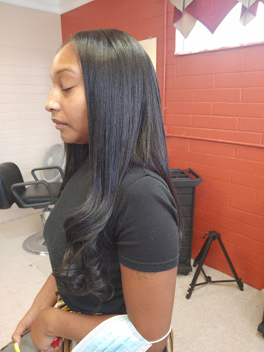 Hair Salon «Dominican Hair Salon», reviews and photos, 4409 N Tryon St G, Charlotte, NC 28213, USA