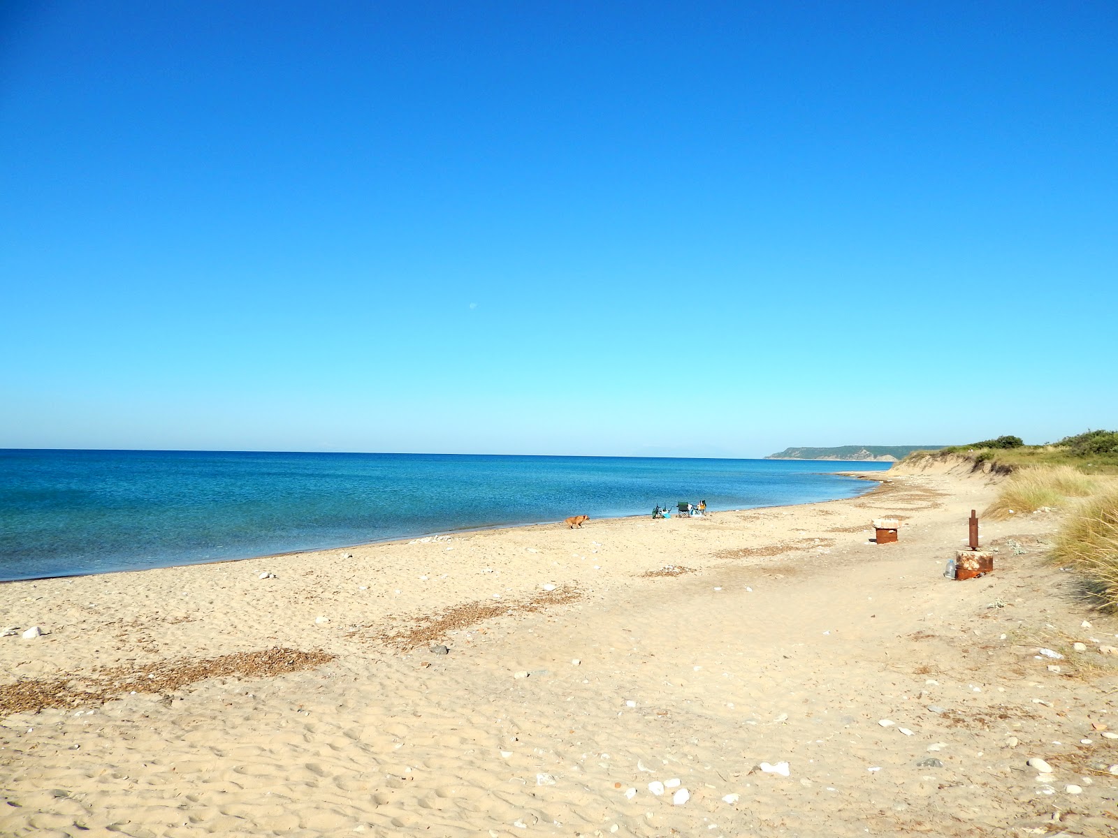 Photo de Altunhan beach II avec un niveau de propreté de partiellement propre