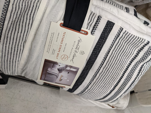 Shopping Mall «Conway Commons Shopping Center», reviews and photos, 310 Conway Blvd, Conway, AR 72034, USA