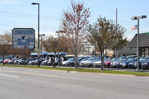 Used Car Dealer «Driven Auto Sales», reviews and photos, 6800 W 79th St, Burbank, IL 60459, USA