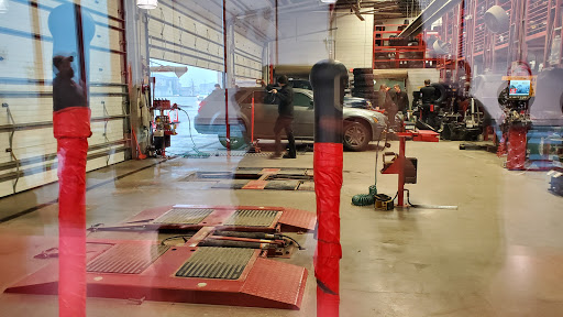 Tire Shop «Discount Tire Store - Cedar Rapids, IA», reviews and photos, 3050 Wiley Blvd SW, Cedar Rapids, IA 52404, USA