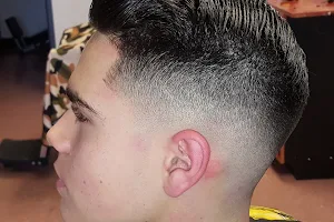 Topnotch haircuts barbershop image