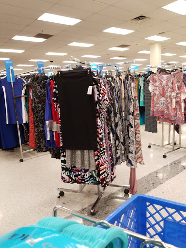 Clothing Store «Ross Dress for Less», reviews and photos, 2540 Cumberland Blvd SE, Smyrna, GA 30080, USA