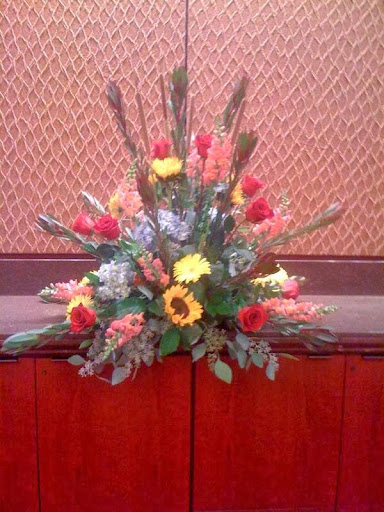 Florist «Surroundings Florist & Event», reviews and photos, 1023 East Capitol St SE, Washington, DC 20003, USA