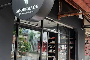 Shoes Made Second Branded image