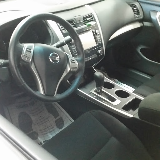 Used Car Dealer «Showroom Auto», reviews and photos, 42-08 35th Ave, Long Island City, NY 11101, USA