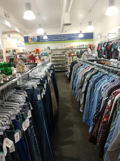 Thrift Store «Goodwill South Lake Union», reviews and photos, 411 Westlake Ave N, Seattle, WA 98109, USA