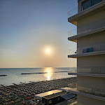 Photo n°17 de l'avis de Vincenzo.e fait le 28/08/2023 à 16:17 sur le  Embassy à Pesaro