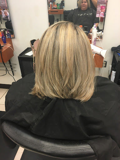 Hair Salon «Hair Cuttery», reviews and photos, 6416 Carlisle Pike Ste 1300, Mechanicsburg, PA 17050, USA