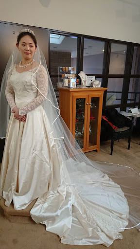 Bridal Shop «Cocoa Couture», reviews and photos, 575 E Chocolate Ave, Hershey, PA 17033, USA