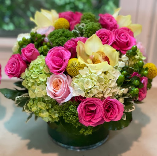 Florist «Designing Flowers LLC», reviews and photos, 151 S 20th St, Purcellville, VA 20132, USA