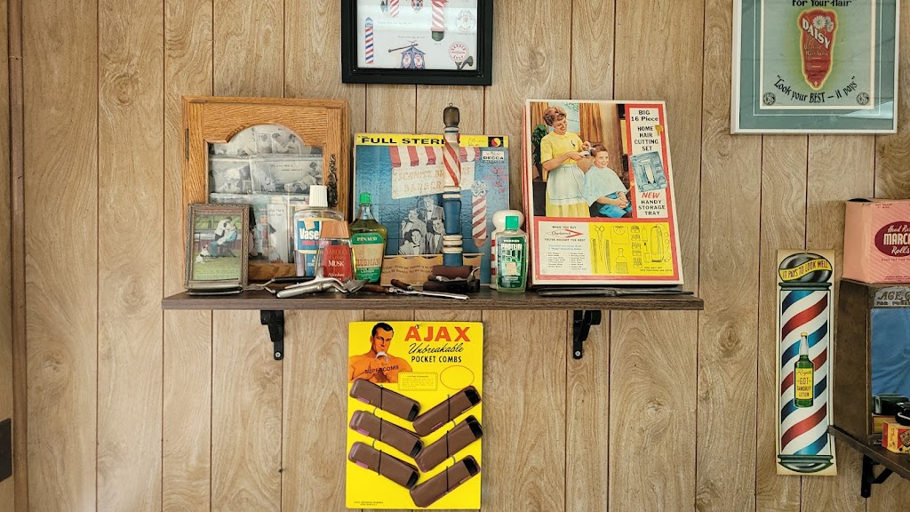 Bucks Barber Shop 48125