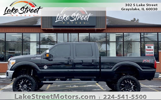 Car Dealer «Auto Villa», reviews and photos, 302 S Lake St, Grayslake, IL 60030, USA