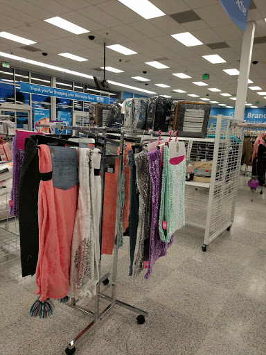 Clothing Store «Ross Dress for Less», reviews and photos, 3129 Market Center Drive, Morrisville, NC 27560, USA