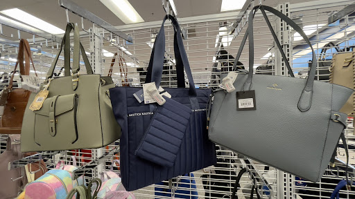 Clothing Store «Ross Dress for Less», reviews and photos, 12115 Biscayne Blvd, North Miami, FL 33181, USA