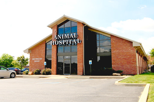 Michigan Road Animal Hospital at 96th Street